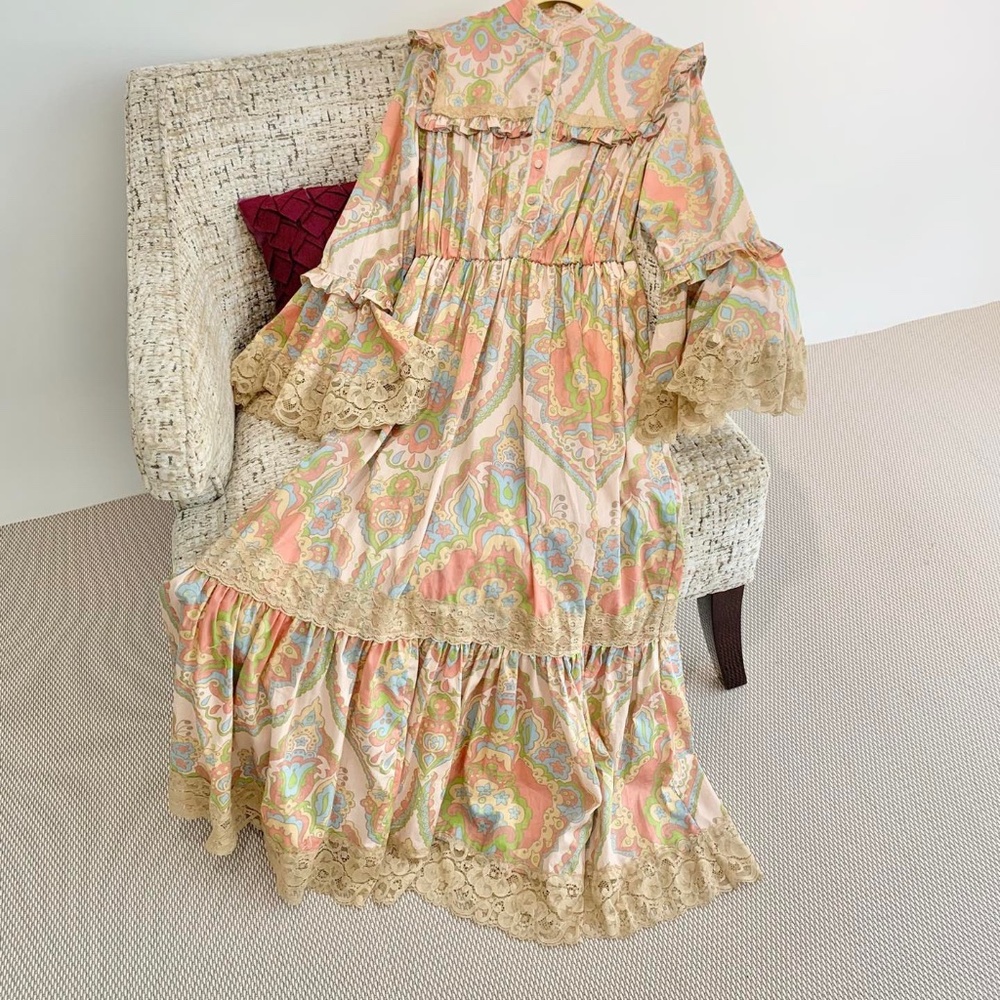 Floral printed ruffled long sleeved dress 38